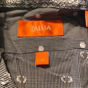 Long sleeve button down.